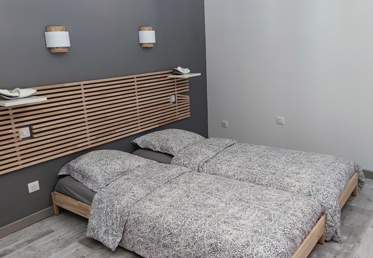 Maison à Chablis - Gîte De L'aeti