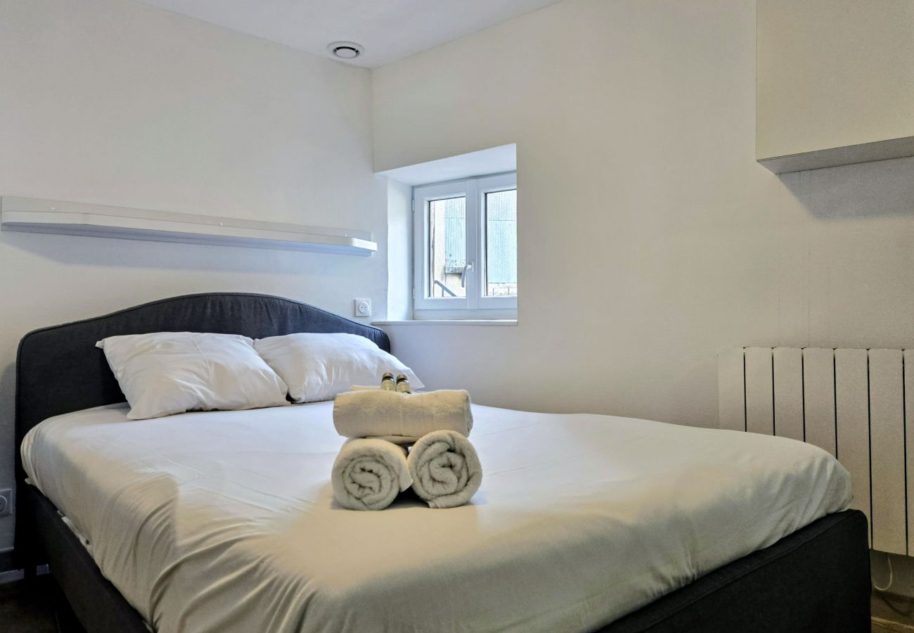 Appartement à Auxerre - La Croix 2 personnes, Cœur village St Bris