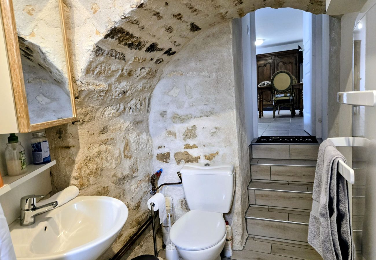 Appartement à Auxerre - La Croix 2 personnes, Cœur village St Bris