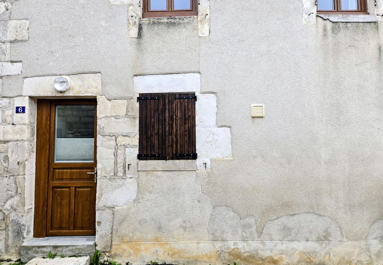 Appartement à Auxerre - La Croix 2 personnes, Cœur village St Bris