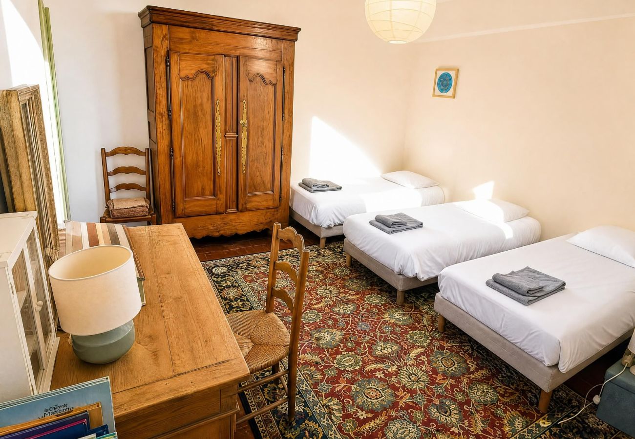 Maison à Mailly-le-Château - Mailly-le-Château • Maison 3 chambres • 7 pers