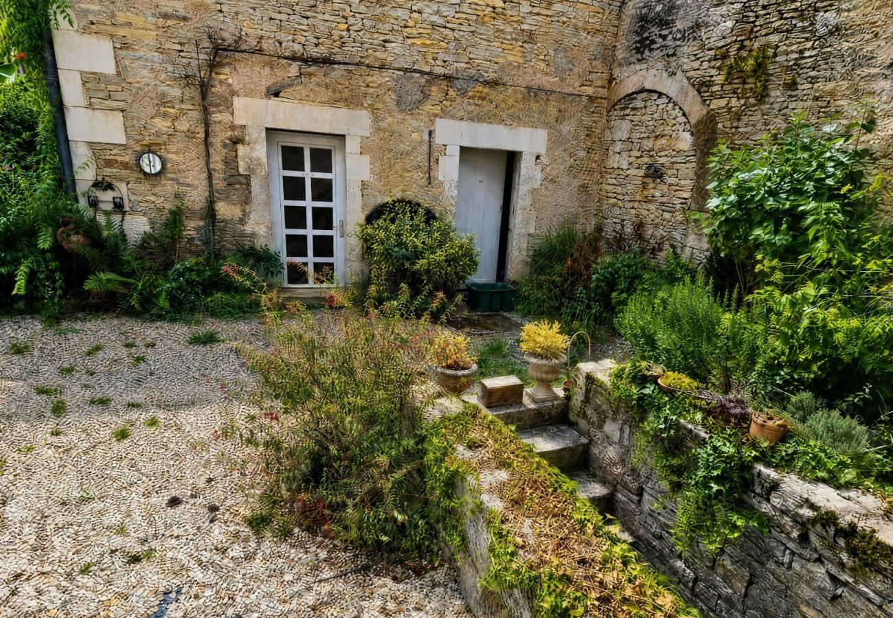 Maison à Mailly-le-Château - Mailly-le-Château • Maison 3 chambres • 7 pers