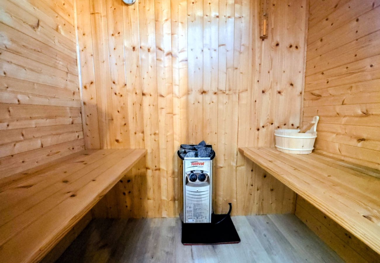 Bateau à Auxerre - Ainos Louanges - Bail Partner