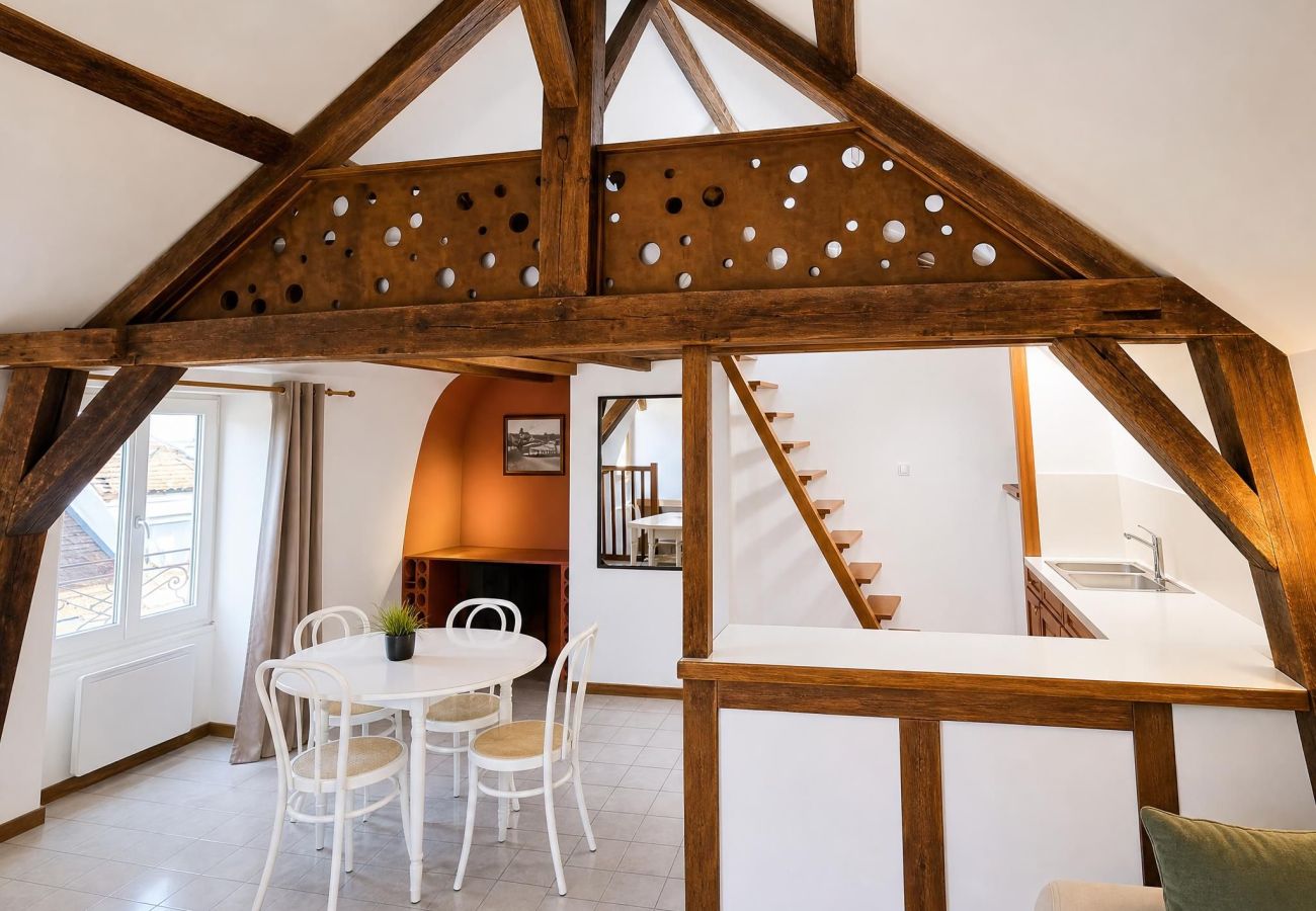 Appartement à Auxerre - Michelet - Studio mezzanine Auxerre - 4 pers